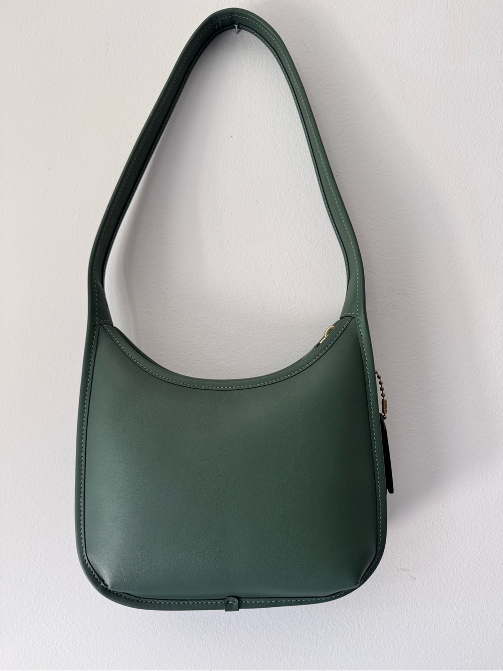 Coach Curve Zip Shoulder Bag in Hunter Green Glovetanned Leather NWT